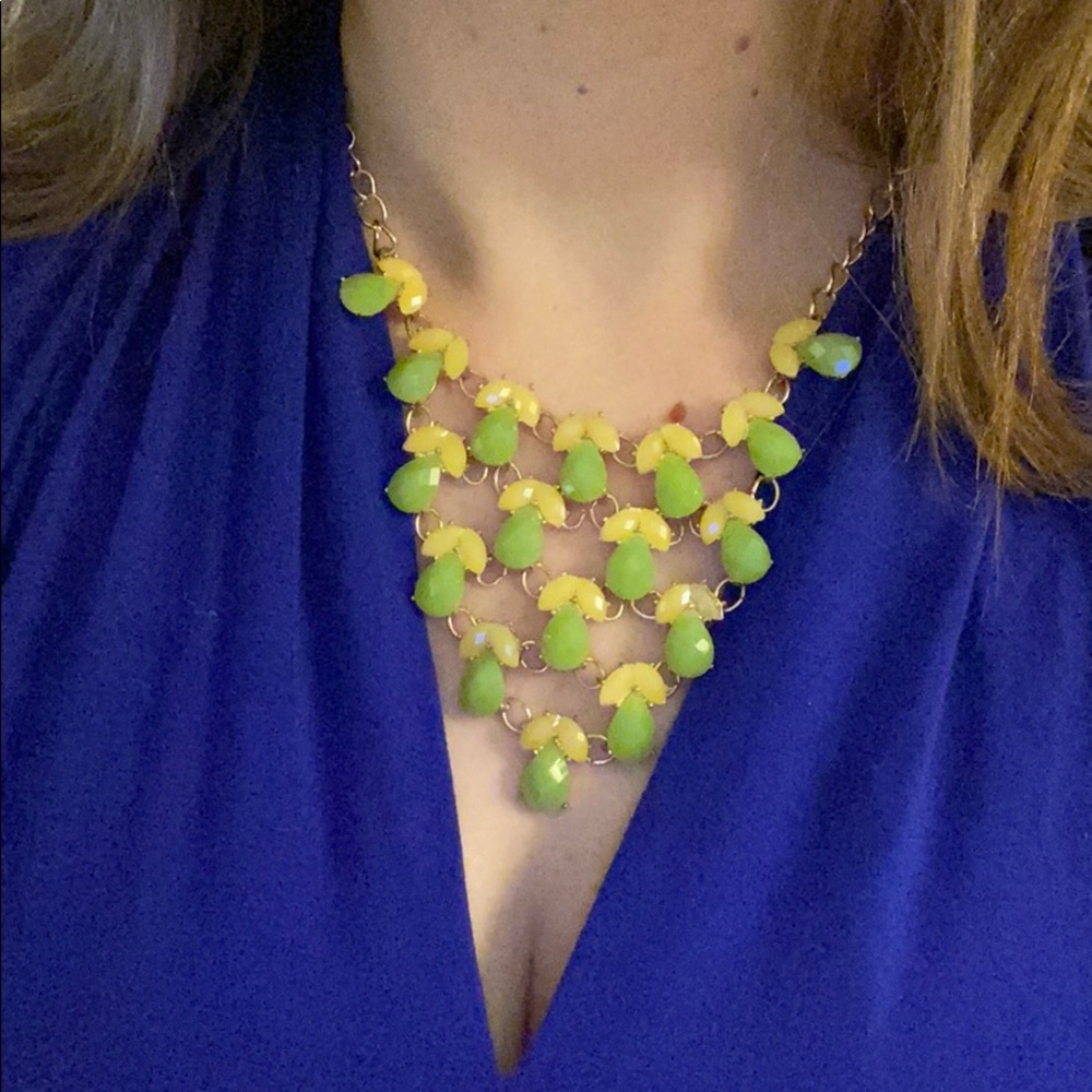 Bib Necklace - Picture 4 of 5